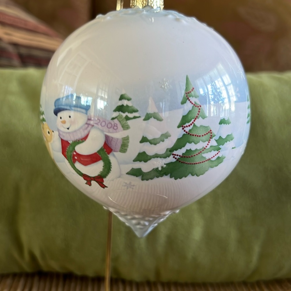Hallmark 2008 Holiday Hello Porcelain Ornament- No Box